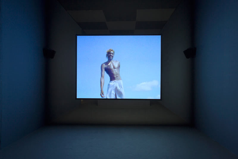 black full t shirt for men